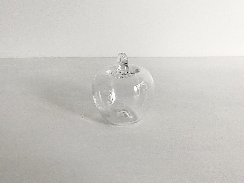 Glass  Object / Apple ( 2 )
