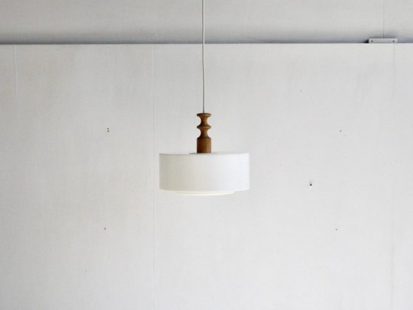 Lamp (60)/ LUXUS