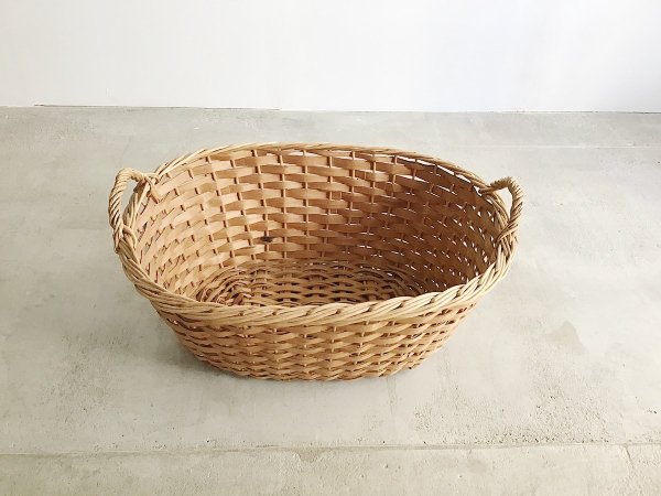 Basket (24)