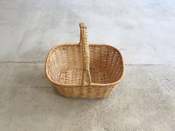 Basket ( 33 )