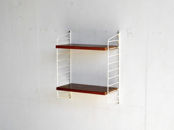 Wall Shelf (32) / String