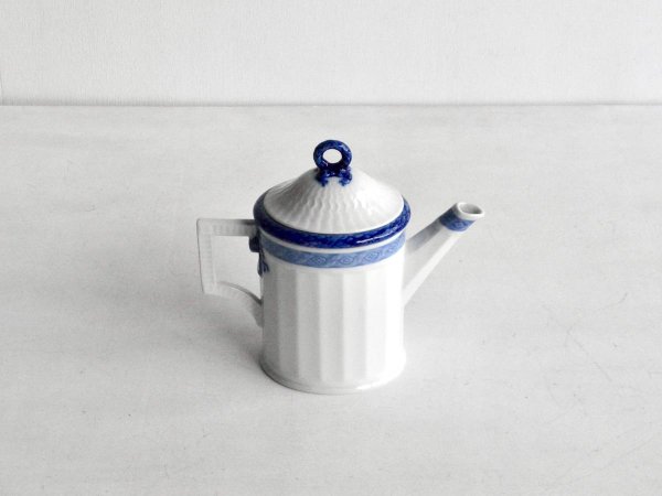 Coffee Pot / Blue Fan
