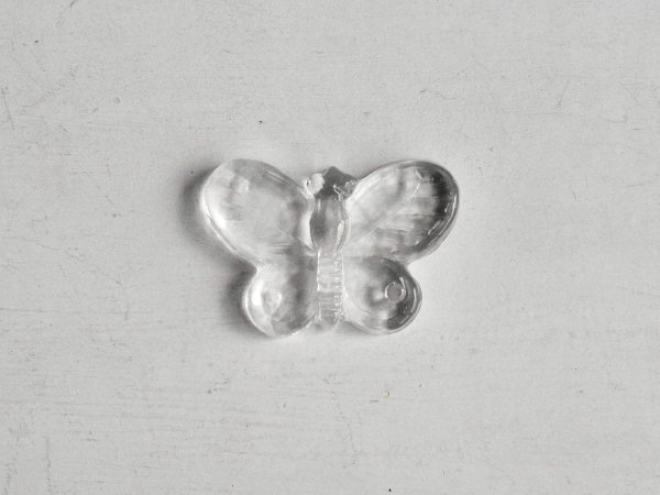 Glass Object / Butterfly