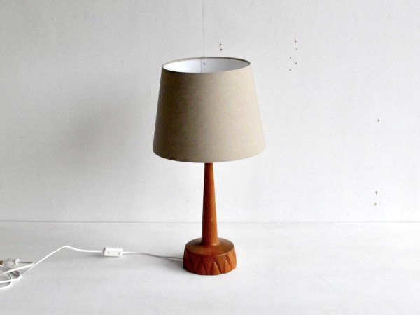 Desk lamp (67)