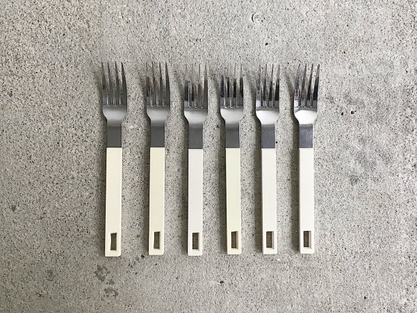 Dinner Fork  /  Boda Buffe