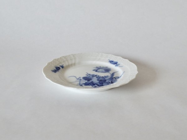 Plate (S) / Blue Flower