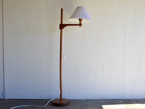 Floor Lamp (56)