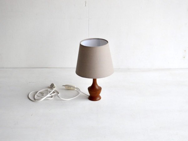 Desk Lamp (106)