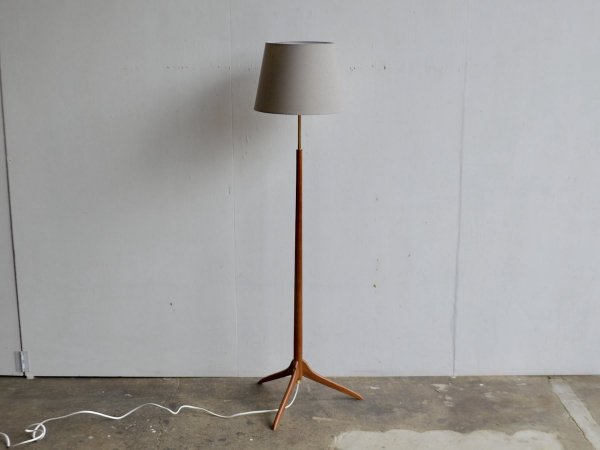 Floor Lamp (60)
