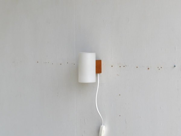 Wall Lamp (143) / LUXUS