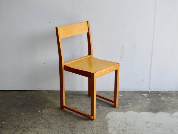 Chair (3) / Orchestra chair