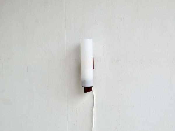 Wall Lamp (171) / LUXUS