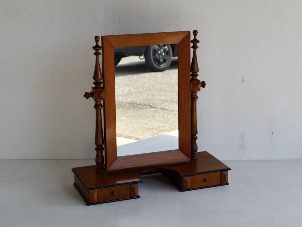 Table  Mirror  (2)