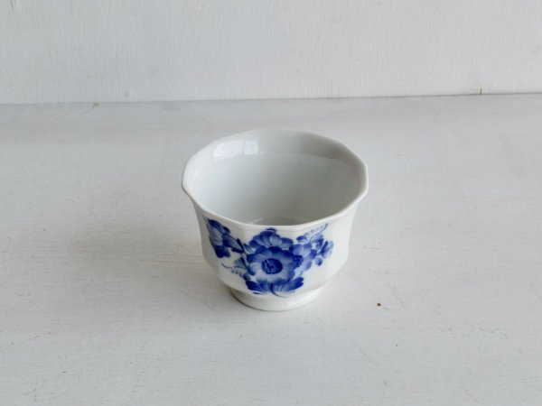 Cup / Blue Flower