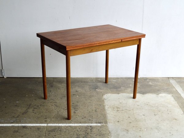 Dining Table (93)
