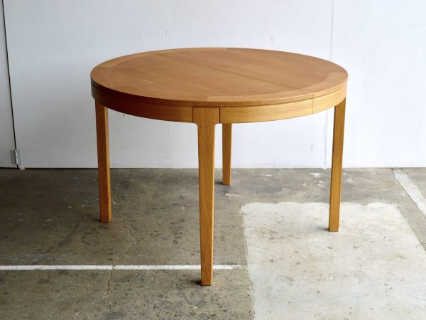 Dining Table (95)