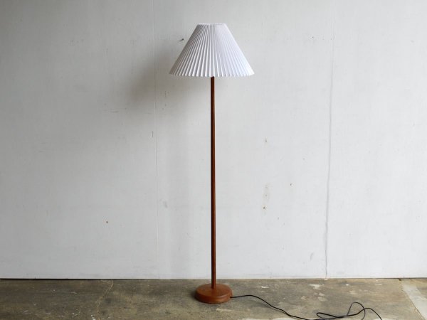 Floor Lamp (85) / LUXUS