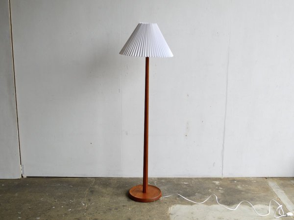 Floor Lamp (88)