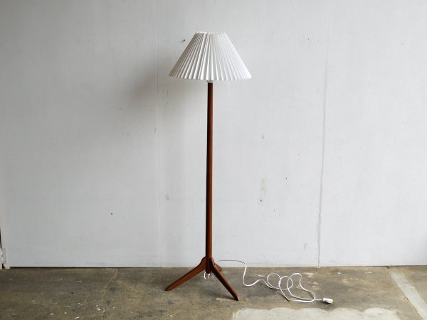 Floor Lamp (90)