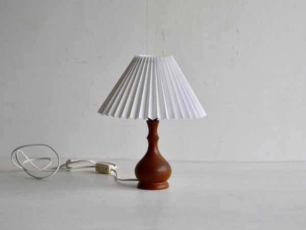 Desk Lamp (220)