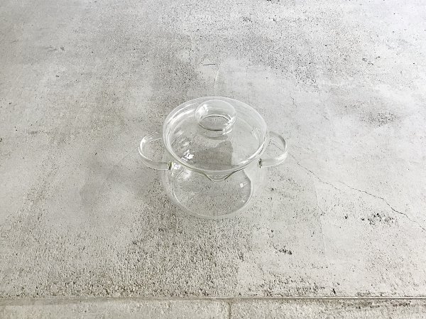 Glass Pot ( 1 )