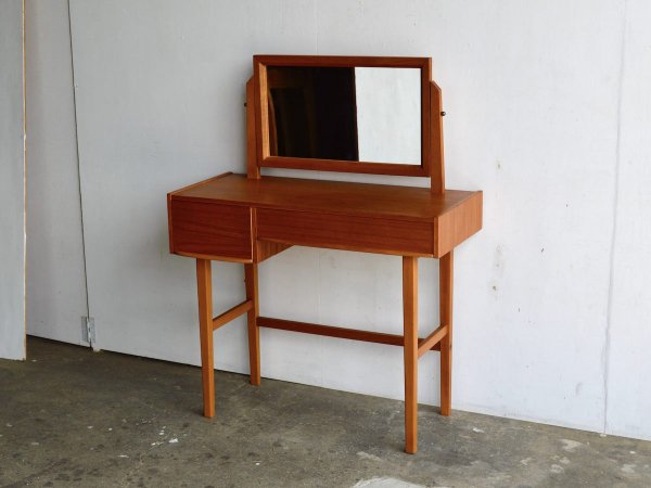 Dressing Table (2)