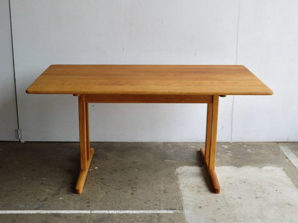 Dining Table (107)