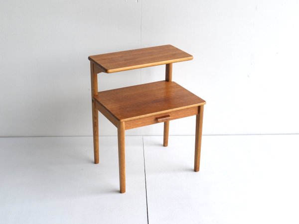 Side Table (113)