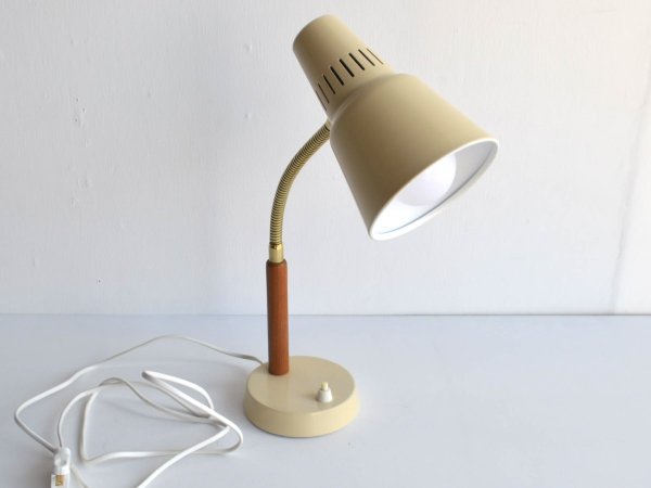 Desk Lamp (240)