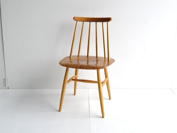 Chair (4) / Fanett