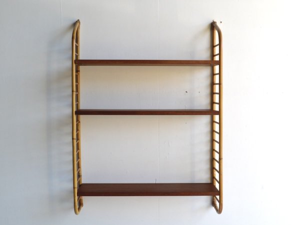 Wall Shelf (87) / Strings