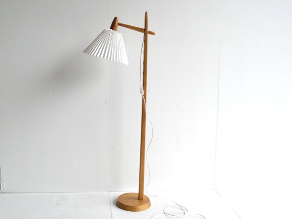 Floor Lamp (105)