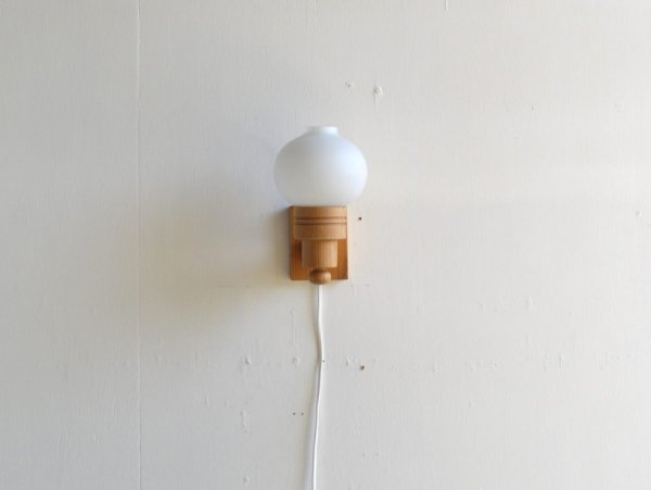 Wall Lamp (244)