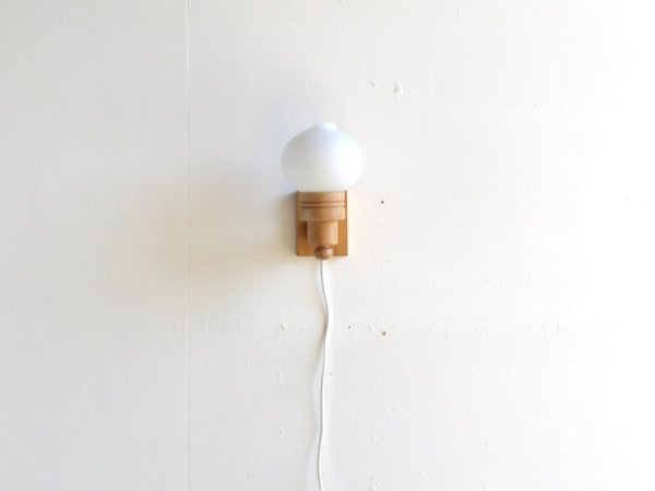 Wall Lamp (245)
