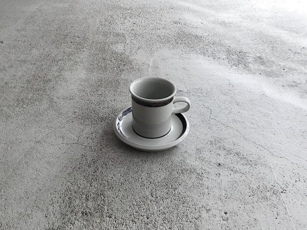 Coffee Cup & Saucer  /  Karelia