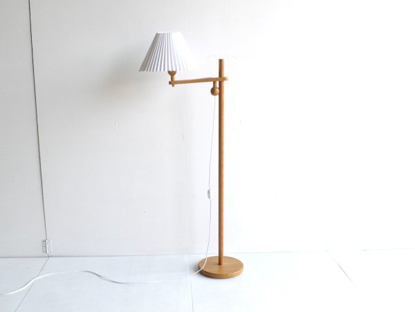 Floor Lamp (109) / Yngve Ekstrom