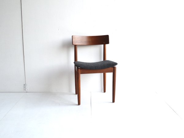 Chair (2) / Nils Jonsson