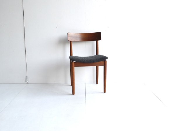 Chair (3) / Nils Jonsson