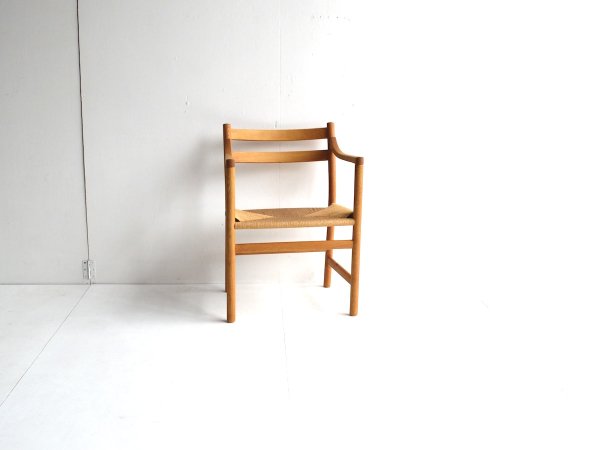 Chair (1) / CH46