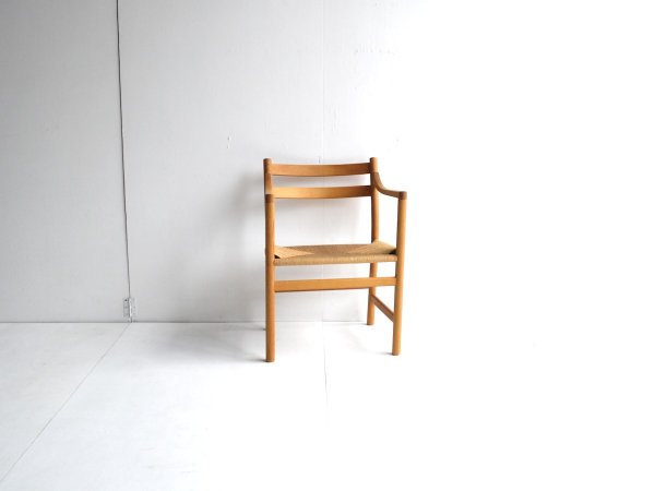Chair (2) / CH46
