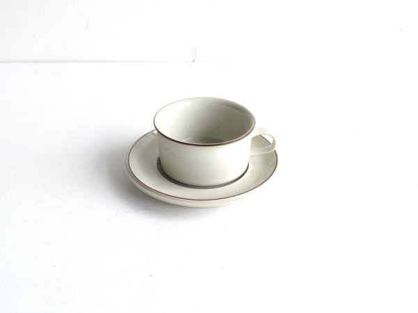 Tea Cup & Saucer / Fennica