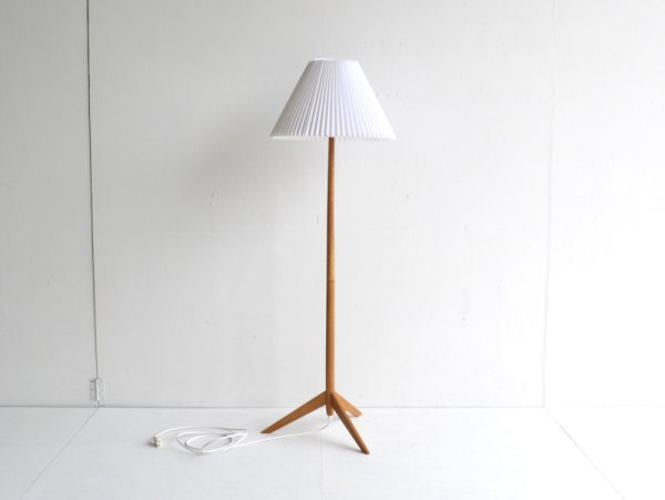 Floor Lamp (125)