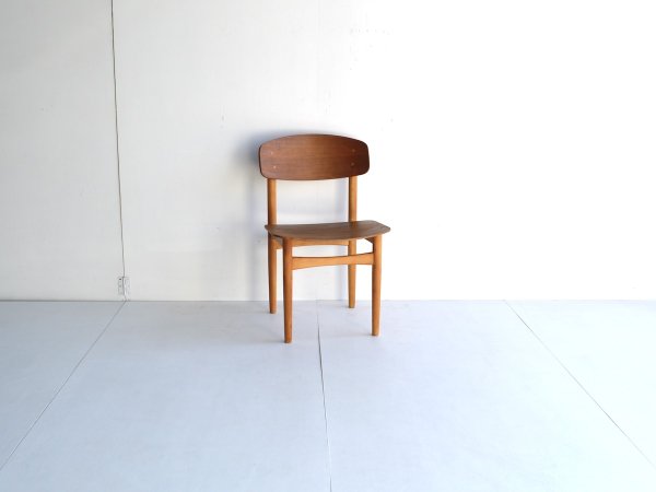 Chair (1) / Model 122