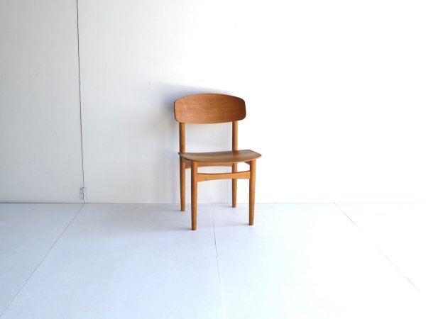 Chair (6) / Model 122