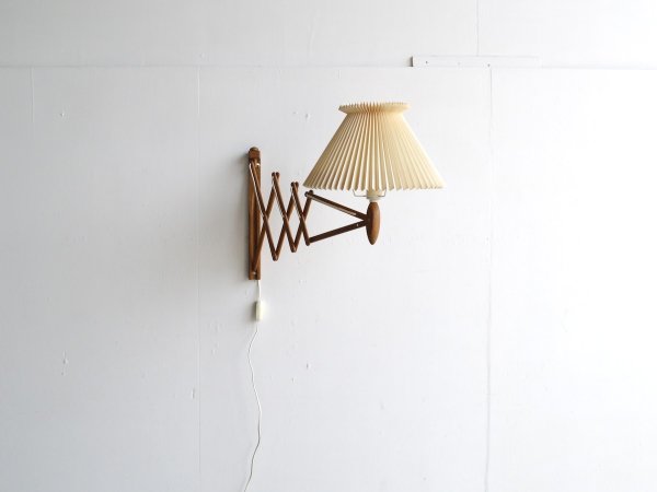 Wall Lamp (260) / Le Klint