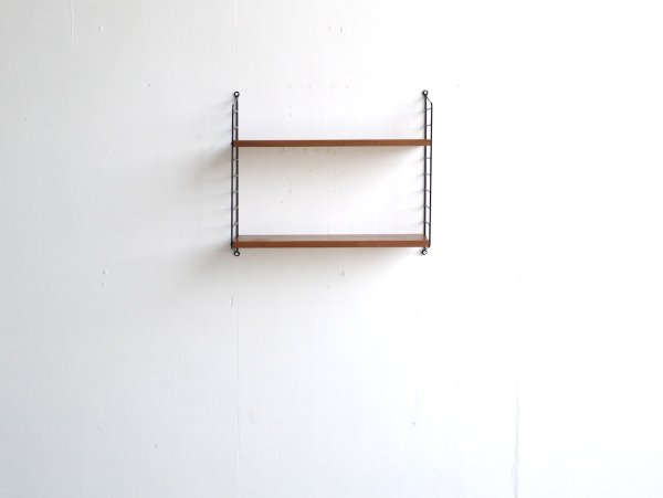 Wall Shelf (92) / String
