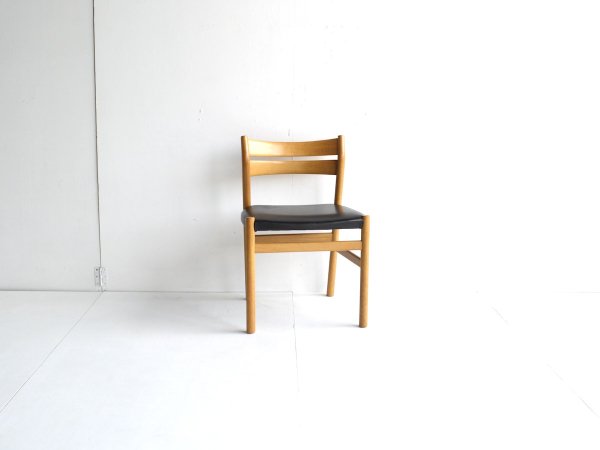 Chair (3) / CM Madsen
