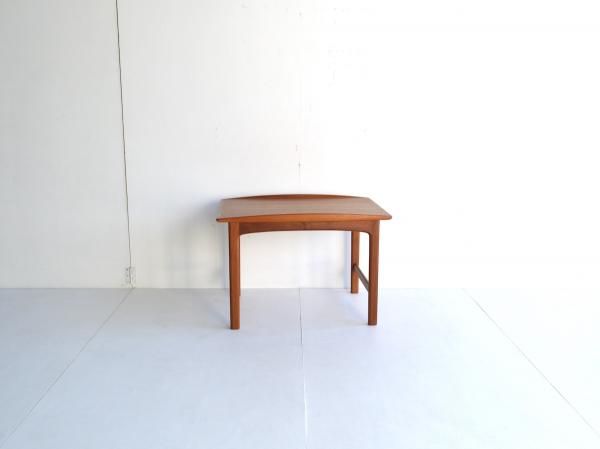 Coffe Table (151) / Frisco