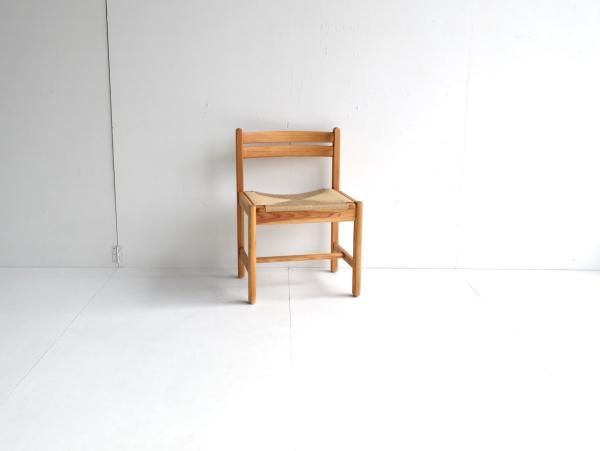 Chair (3) / Assebo