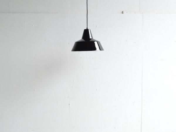 Pendant Lamp (451) / Louis Poulsen